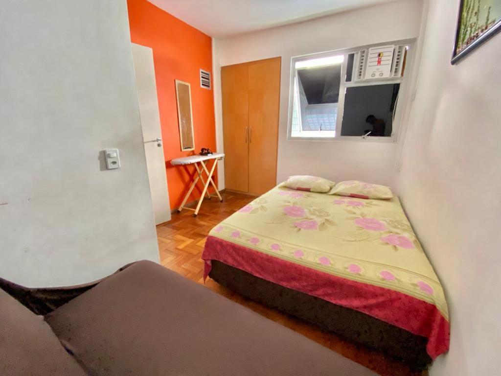 Apartamento Na Ponta Verde, Menos De 3 Min Da Orla *