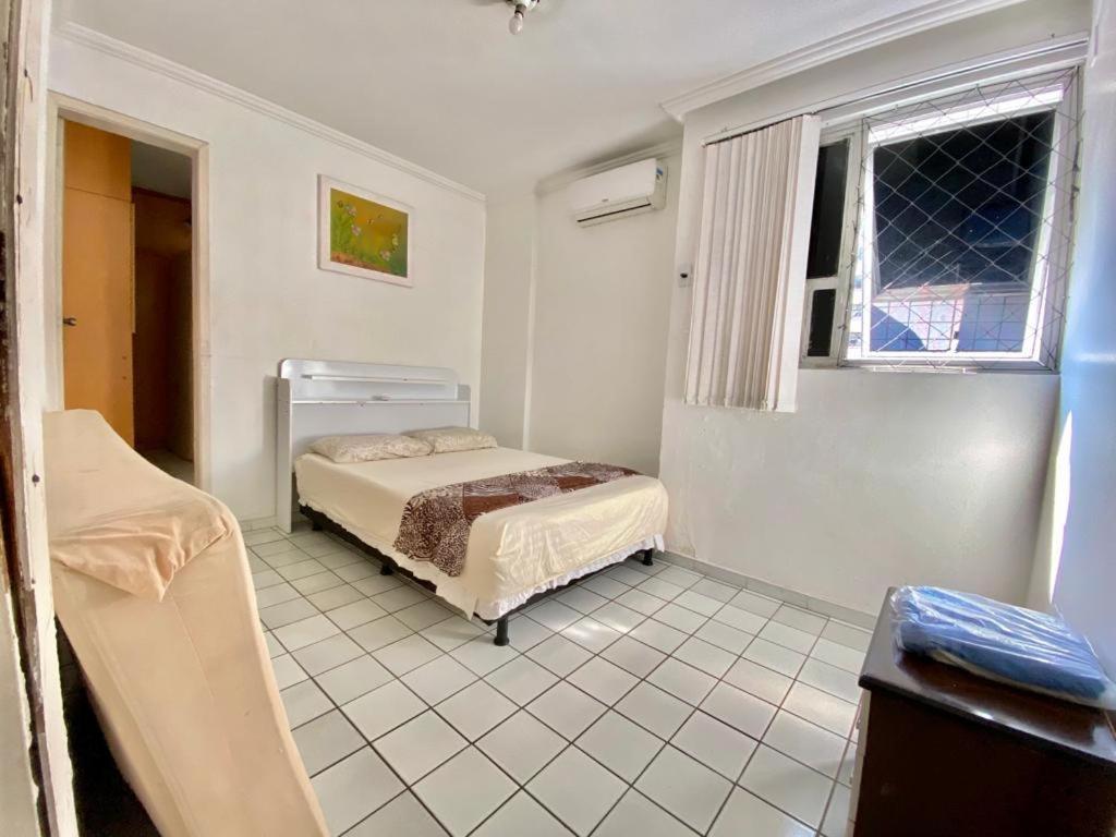 Apartamento Na Ponta Verde, Menos De 3 Min Da Orla *